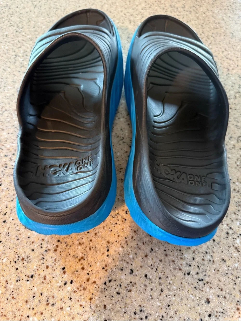 HOKA ONE Men’s One Ora Recovery Slide 2 Ebony/Dresden Blue Size 13 9151